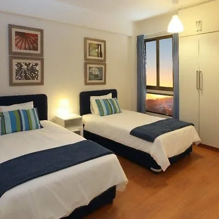 Mackenzie Seafront Apartment *