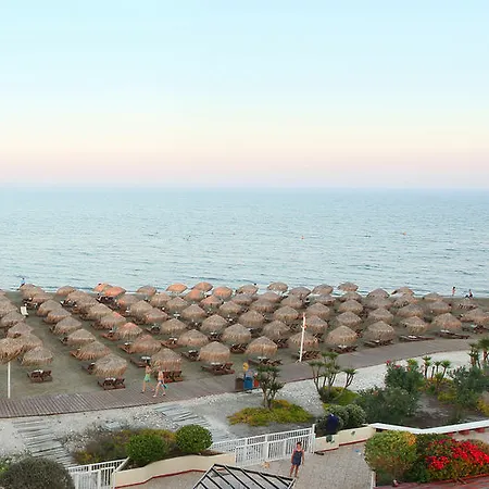 Mackenzie Seafront * Larnaca